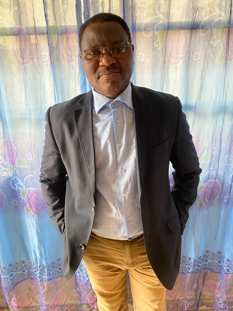 Portrait de Lazare A. OGOUTEGBE